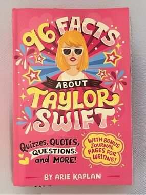 96 Facts About Taylor Swift Pink Book by Arie Kaplan
